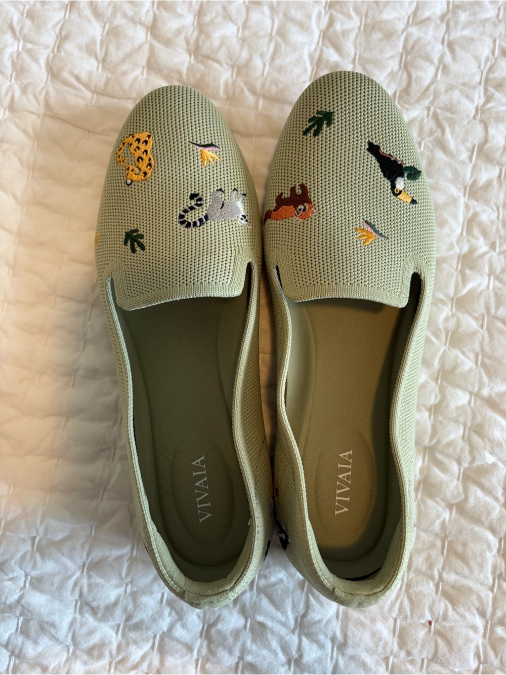 Vivaia Round-Toe Embroidered Loafers (Audrey) - Endangered Animals - size 37/6.5